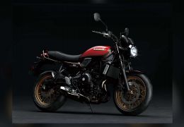 Kawasaki apresenta série especial comemorativa de 50 anos para modelos Z
