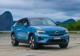Volvo C40 elétrico estreia no Brasil por R$ 419.950