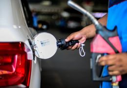Petrobras anuncia reajuste no preço da gasolina e do diesel