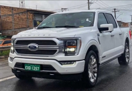 Ford F-150 é flagrada no Brasil na versão Limited