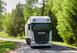Scania apresenta nova geração de caminhões elétricos