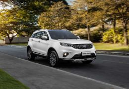 Ford Territory 2023 chega apenas com mudanças no preço