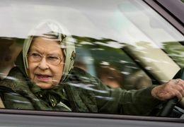 Relembre alguns dos principais carros que passaram pela rainha Elizabeth II