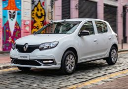 Renault Sandero sai oficialmente de linha no Brasil