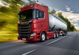 Scania terá caminhões de aluguel no Brasil