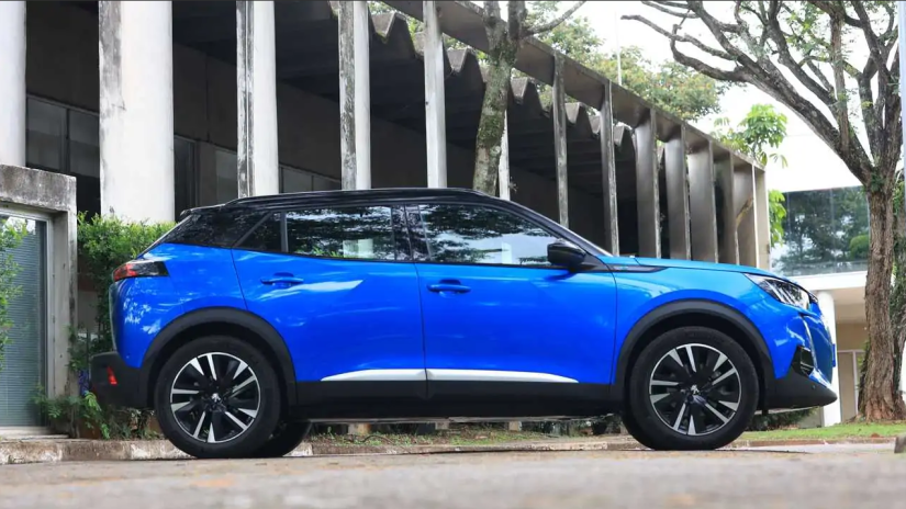 Peugeot confirma disponibilização do modelo e-2008 no plano de assinatura