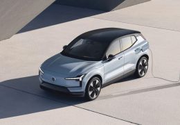 Volvo apresenta novo SUV compacto elétrico XC30