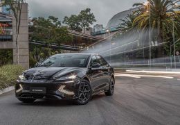 BYD lança sedã elétrico futurista Seal por R$ 296.800