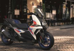 BMW começa produção da scooter nacional C 400 X