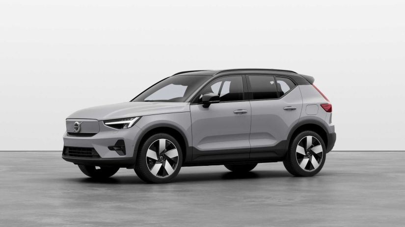 Volvo lança novo C40 e XC40 Recharge Plus no Brasil