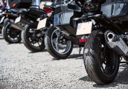 Vendas de motos cai em novembro, mas produção bate recorde