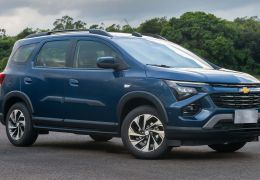 Nova Chevrolet Spin atualiza design, mas mantém motor 1.8