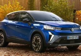 Renault apresenta Captur 2025 com design atualizado