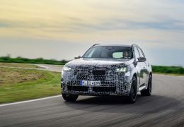 BMW confirma desenvolvimento de nova geração do X3