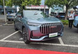 Audi revela novos Q7 e Q8 híbridos plug-in