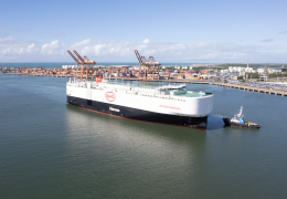 Navio da BYD desembarca no Brasil com 5 mil carros