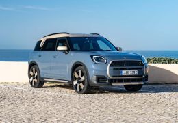 MINI lança novo Countryman SE ALL4 no mercado brasileiro