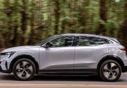 Renault baixa preço do elétrico Megane E-Tech no Brasil