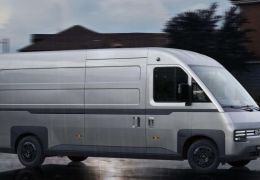 BYD apresenta modelo de van elétrica E-Vali