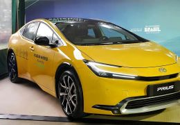 Toyota terá primeiro carro híbrido-flex no Brasil
