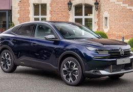 Novos Citroën C4 e C4XX aparecem reestilizados no Salão de Paris