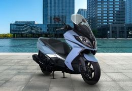 Kymco lança nova scooter Downtown 350i TCS