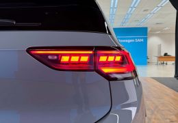 Volkswagen anuncia edição especial do Golf GTI em comemoração aos seus 50 anos