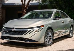 Nissan lança novo Sentra 2026 com novidades no acabamento