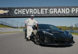 Chevrolet Corvette ZR1 quebra mais um recorde de tempo em pista