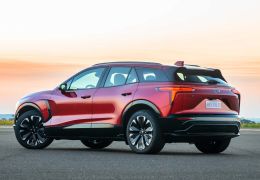 Carros da GM terão streaming e internet embarcada
