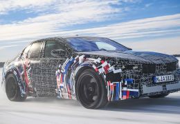 BMW confirma M3 elétrico com 4 motores para 2027