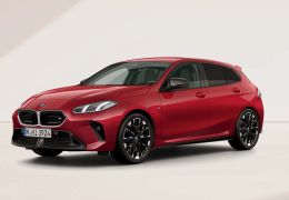 BMW comemora desempenho no Brasil e confirma M135