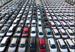 Mercado global de EVs enfrenta queda de vendas em 2026