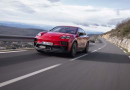 Porsche lançará novo SUV a combustão e adotará mudanças na eletrificação
