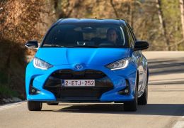 Toyota prepara novo Yaris com mudanças radicais
