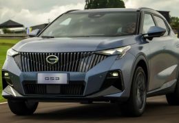 GAC lança GS3 no Brasil e revela preços do SUV compacto