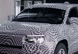 Jeep inicia produção nacional do Avenger em Porto Real
