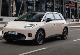 Aion UT entra em pré-venda para concorrer com BYD e Geely