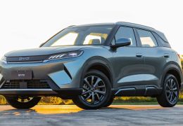 BYD confirma valores e detalhes do lançamento do novo híbrido plug-in flex Atto 2