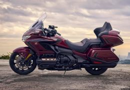 Honda lança no Brasil moto Gold Wing Tour 50th Anniversary