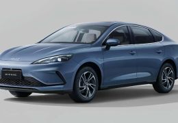 BYD King chega no México com mudanças visuais