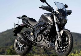 Moto Dominar 400 2027 chega com novidades no pacote de tecnologias