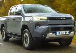 Toyota Hilux 2027 chega às lojas em dezembro; Brasil deve receber em 2027