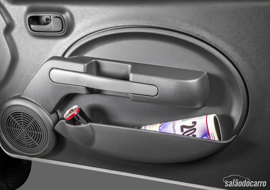 Interior do Fiorino Furgão EVO 1.4 Flex