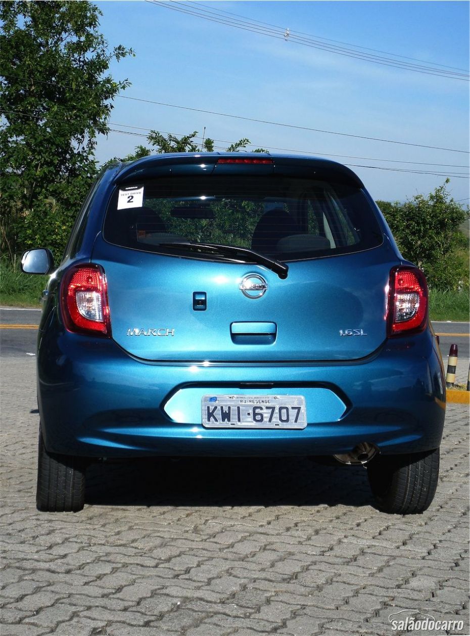 Traseira do novo Nissan March
