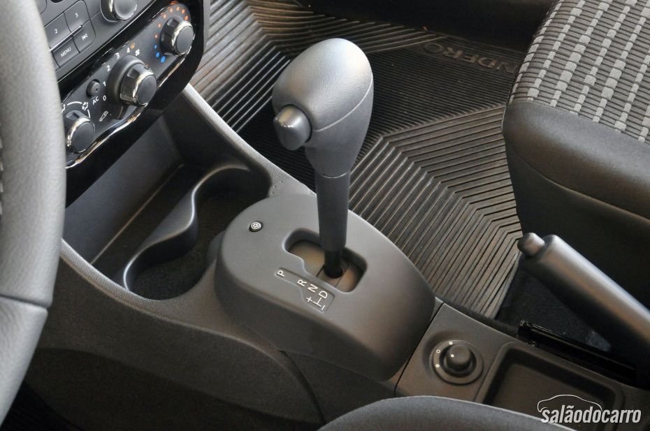 Câmbio posição D (Drive)
