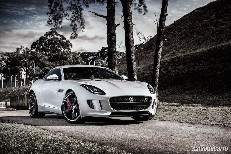Jaguar F-Type R