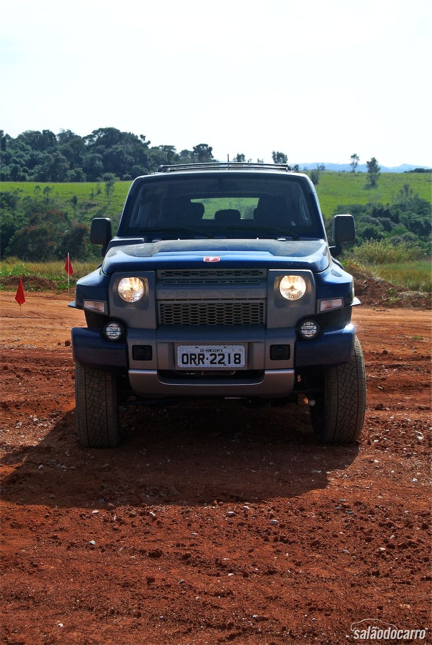 Novo Troller T4