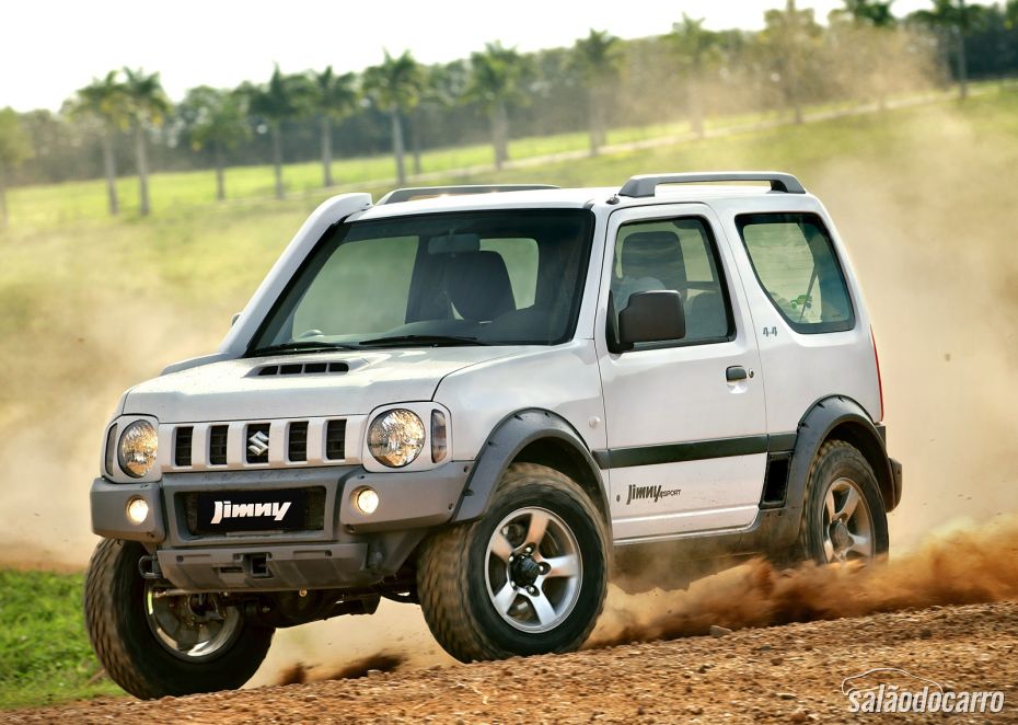 Suzuki faz recall do Jimny