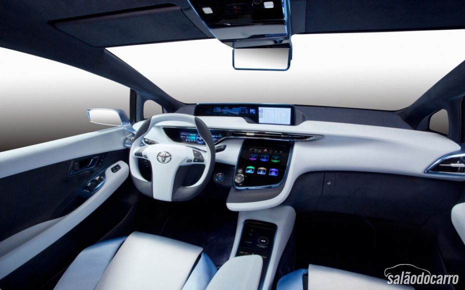 Toyota atrasa lançamento da geração híbrida do Prius